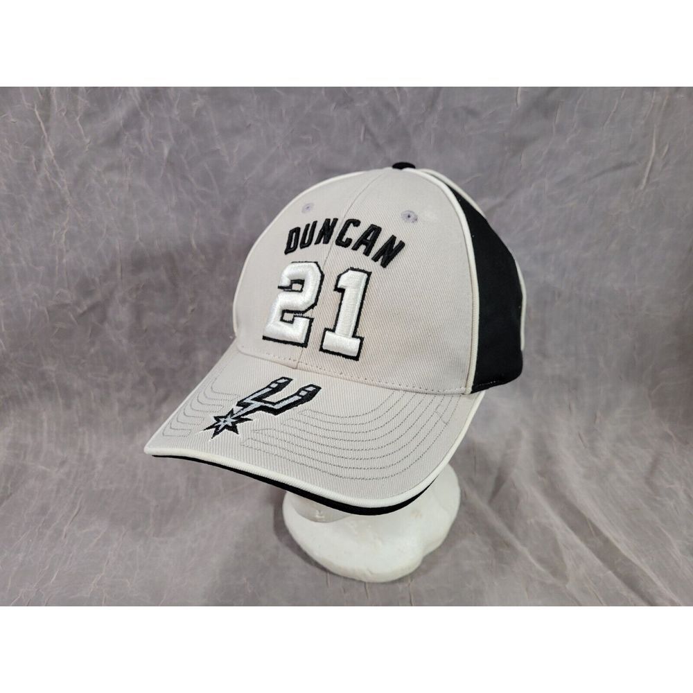 Vintage San Antonio Spurs Hat Tim Duncan 21 Drew Pearson Embroidered 3D Logo‎